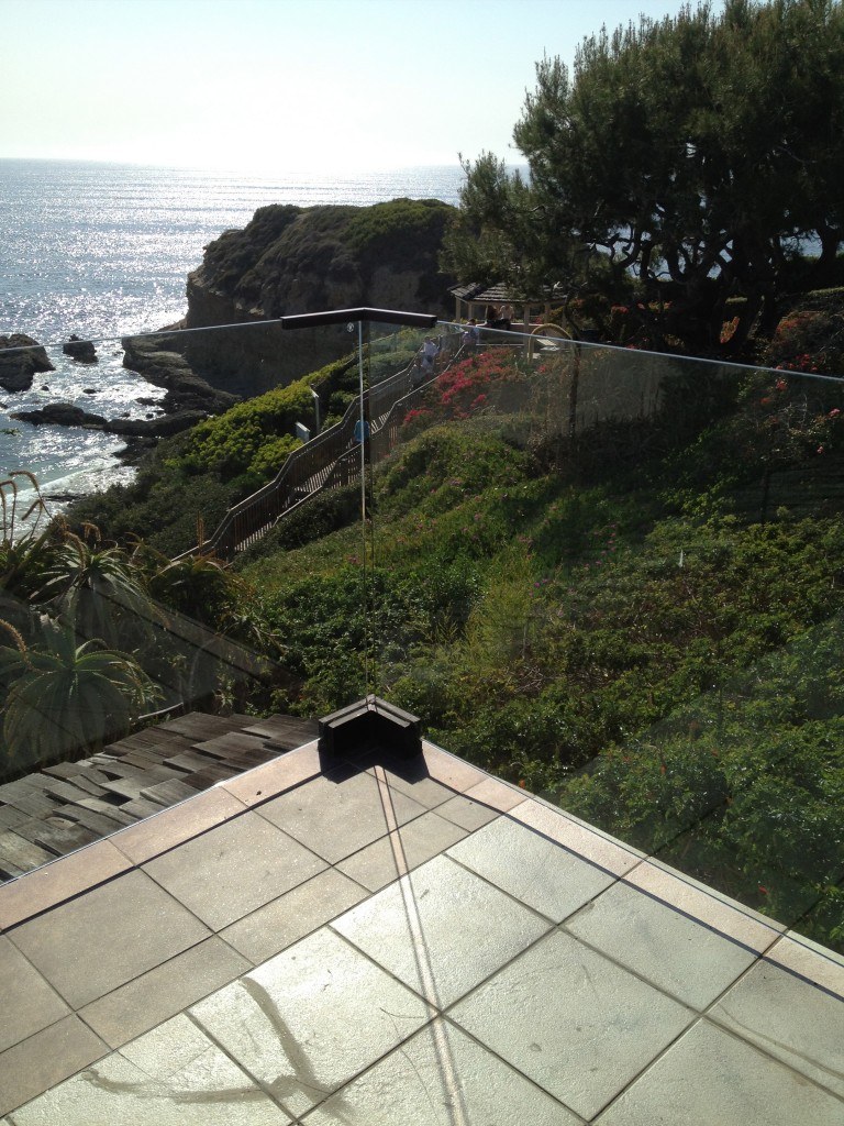 Laguna-Beach-Glass-Railing-2